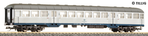 Passenger car 2nd class Silberling with blue frame<br /><a href='images/pictures/Tillig/13856.jpg' target='_blank'>Full size image</a>